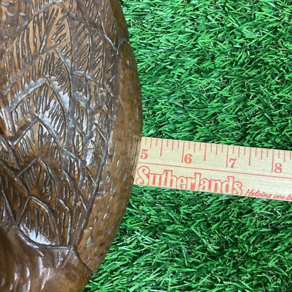 Red Mill Carved Wooden Duck - Picture 11 of 11